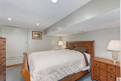 Low-maintenance home close to the water! This one delivers - photo 15