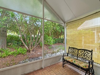 Beautiful move-in ready villa located in Kings Isle, a desirable - photo 23