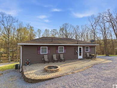 Low-maintenance home close to the water! This one delivers - photo 23