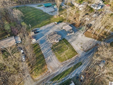 Low-maintenance home close to the water! This one delivers - photo 26