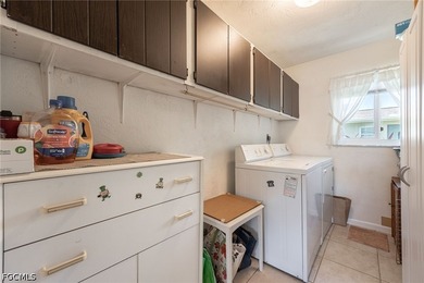Fantastic villa with attached garage in this duplex style condo - photo 35