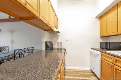 Fantastic 2 Bed, 2 Bath Wharfside Condo In Freeport For $449,000 - photo 5