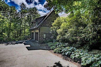 Affectionately known as *Mont Maison* this stunning contemporary - photo 5
