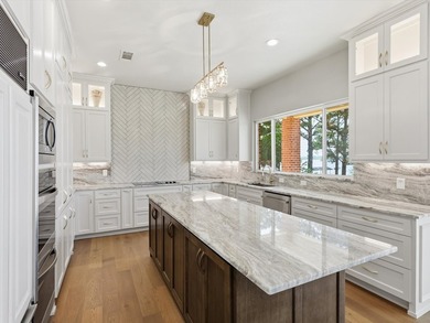 Luxury lake living at its finest-where every day feels like a - photo 11