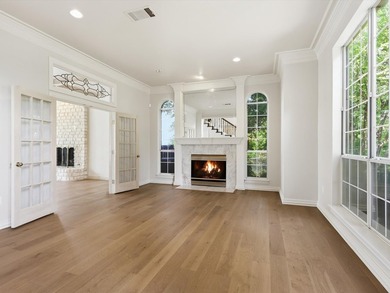 Luxury lake living at its finest-where every day feels like a - photo 13