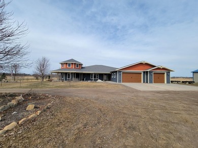 Here is your incredible custom built country home on 10 acres - photo 16