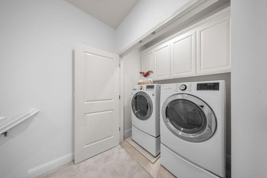Modern Luxury Meets Everyday Convenience in the Highly Desirable - photo 22