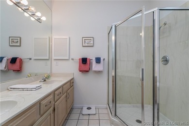 Experience lake life at its finest in this spacious 3-bedroom, 3 - photo 27