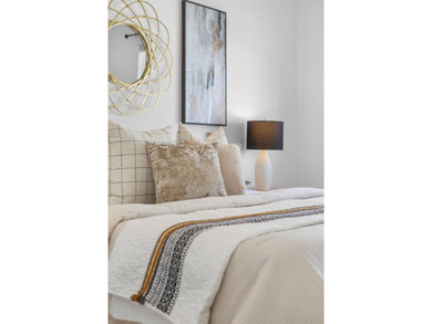 Modern Luxury Meets Everyday Convenience in the Highly Desirable - photo 27