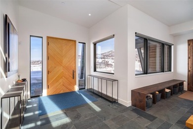 Welcome to this newly constructed home for all seasons in Alpine - photo 30
