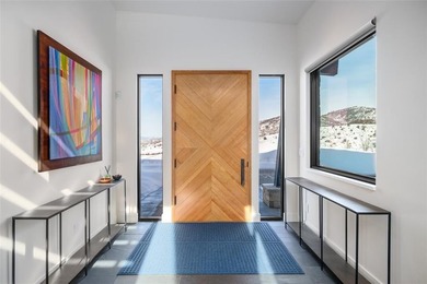 Welcome to this newly constructed home for all seasons in Alpine - photo 31