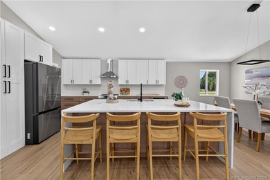 Completely renovated estate in the sought-after gated community - photo 33