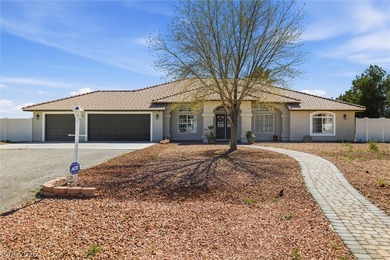 Upgraded Pahrump Home with Pool, RV Hook-Ups & 3-Car Garage - No