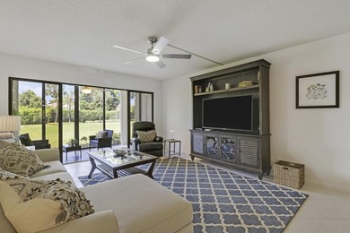 Beautifully maintained 2BR/2BA condo in Boca Delray Country Club - photo 17
