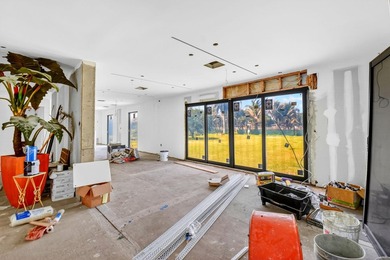 Presenting a rare and versatile commercial compound set on - photo 20
