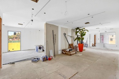 Presenting a rare and versatile commercial compound set on - photo 21