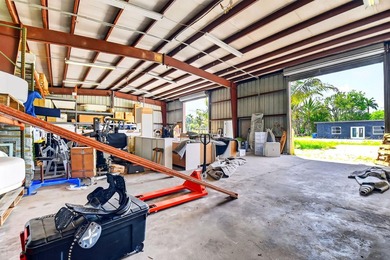 Presenting a rare and versatile commercial compound set on - photo 29