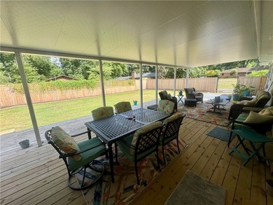 Located in West Russellville, this 4-bedroom, 2.5-bath, 2,589 sq - photo 33