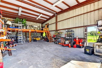 Presenting a rare and versatile commercial compound set on - photo 38