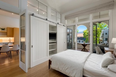 Rare luxury condo in the sought-after Sevilla Development - photo 5