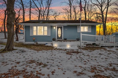 Huyck Lake Home Active Under Contract in Coldwater Michigan