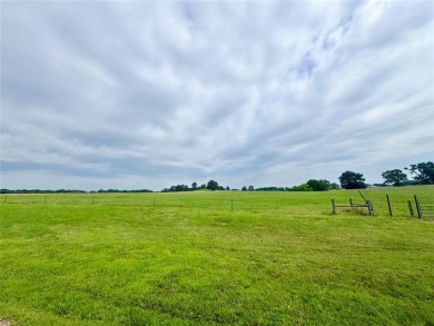 Lake Acreage For Sale in Pittsburg, Texas