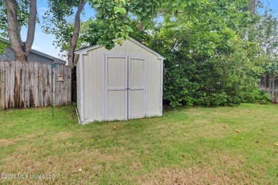 CHARMING HOME IN BILOXI! Only minutes from the beach, this home - photo 21