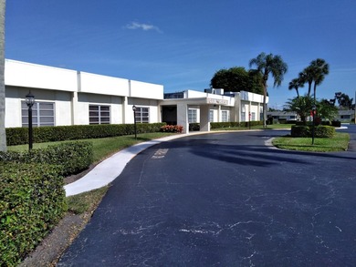 Ashley Villas is a pet friendly 55+ community. Pets allowed up - photo 24