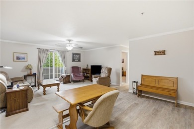 Welcome to easy, low maintenance living in this inviting 55+ - photo 6