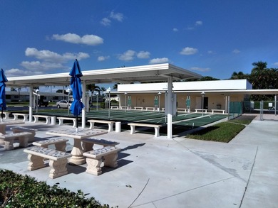 Ashley Villas is a pet friendly 55+ community. Pets allowed up - photo 27