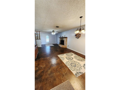 Lakefront Living with a bonus recreation room! Escape to - photo 2
