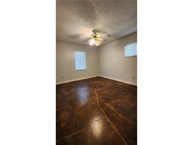 Lakefront Living with a bonus recreation room! Escape to - photo 10