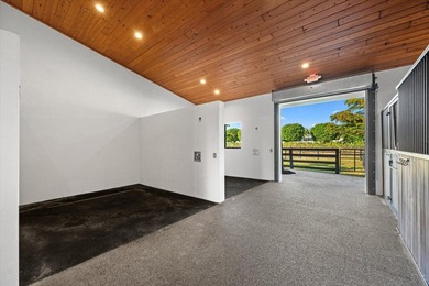 Welcome to a fantastic equestrian opportunity in Grand Prix - photo 18