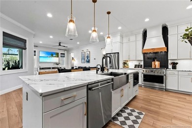Experience the rare opportunity to enjoy luxury farmhouse living - photo 20