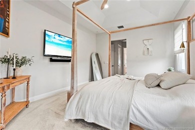 Experience the rare opportunity to enjoy luxury farmhouse living - photo 28