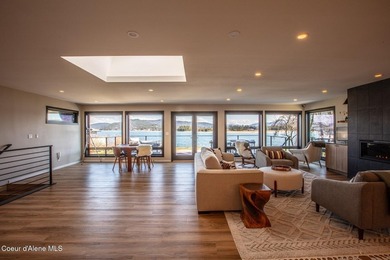 Experience refined waterfront living on .47 level acres with 100 - photo 4