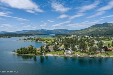 Experience refined waterfront living on .47 level acres with 100 - photo 5
