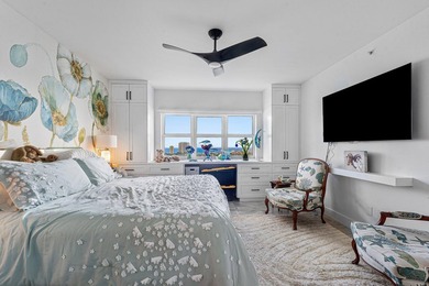 Beautifully upgraded 2 BR + den, 2 remodeled BA overlooking the - photo 15