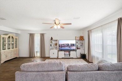 Welcome to this beautifully built 2024 home offering 4 bedrooms - photo 8