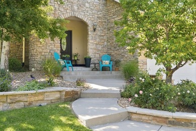 Opportunity Awaits - Main Floor Living in Ptarmigan! Welcome to - photo 3
