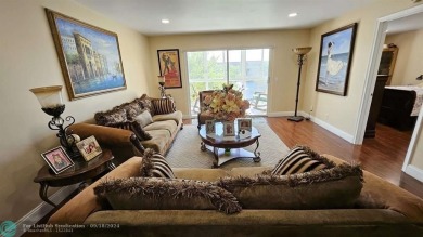 (private lake, pond, creek) Condo For Sale in Pembroke Pines Florida