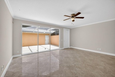 Beautifully updated 3-bed/3-bath end-unit townhouse located in - photo 12