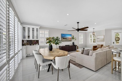 Exceptional updated 3 bed + den, 2.5 bath A-Model w/pool in New - photo 15