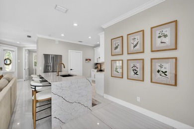 Exceptional updated 3 bed + den, 2.5 bath A-Model w/pool in New - photo 20