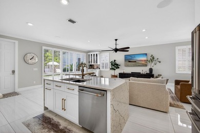 Exceptional updated 3 bed + den, 2.5 bath A-Model w/pool in New - photo 22