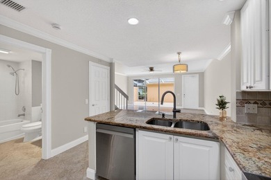 Beautifully updated 3-bed/3-bath end-unit townhouse located in - photo 23