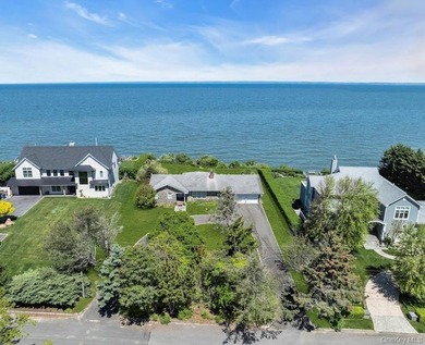 Soundfront! Welcome to 2100 Sound Drive - offering water views - photo 8
