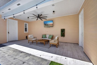 Exceptional updated 3 bed + den, 2.5 bath A-Model w/pool in New - photo 46