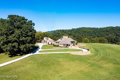 Once-in-a-lifetime Opportunity! Full of Charm and History this - photo 46