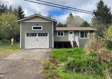 Henry Hagg Lake Home For Sale in Gaston Oregon